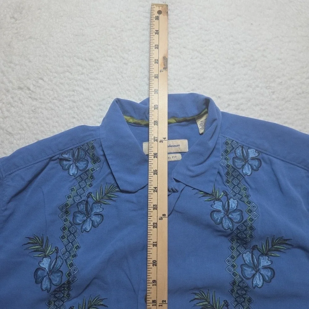 Tommy Bahama Mens Size XL‎ 100% Silk Floral Short Sleeve Shirt Button Up